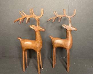 Bronze reindeer 