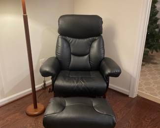 Benchmaster Chair & Ottomam