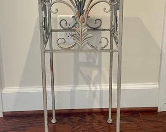 Metal plant stand table 