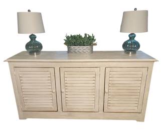 Shabby chic style white washed wood console cabinet 