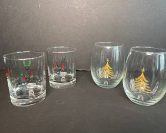 Holiday glassware
