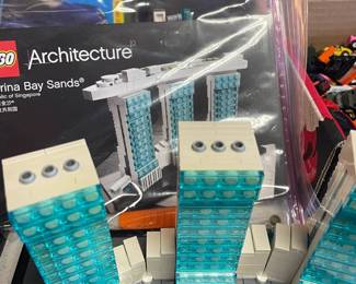 Assembled "Marina Bay Sands" Lego set (comes with instructions and extra pieces