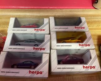 GG 1:43 HERPA SEAT CORDOBA METALLIC BLUE MINT BOXED.