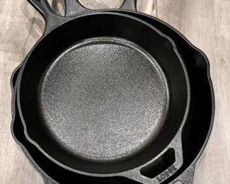 Lodge cast iron skillets