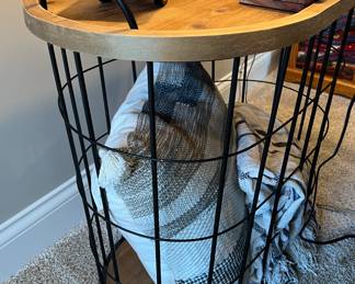 Accent table with basket storage