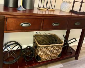 Wood entry way table