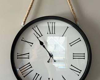 Hanging clock
