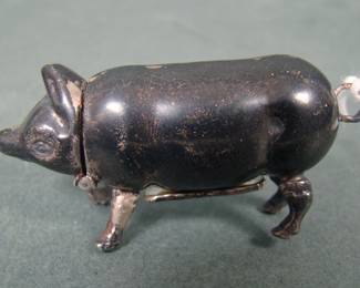 VICTORIAN STERLING SILVER PIG MATCH SAFE