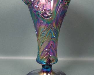 FENTON DAFFODIL VASE