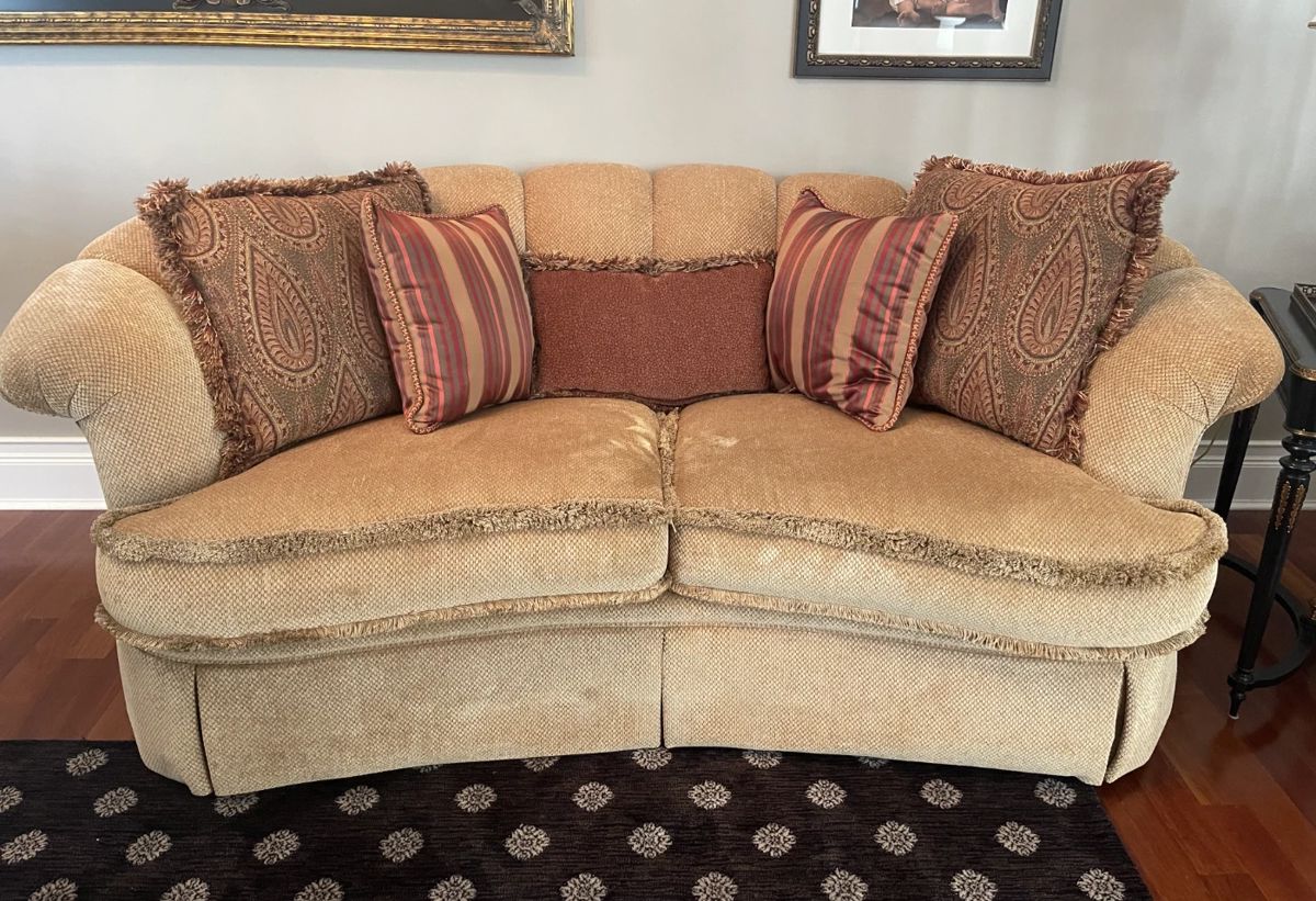 Sofa 84" wide, 37" high