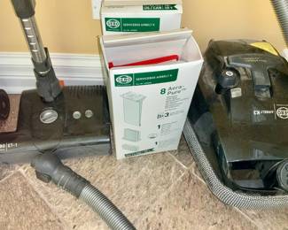 Canister Vacuum, Sebo ET -1