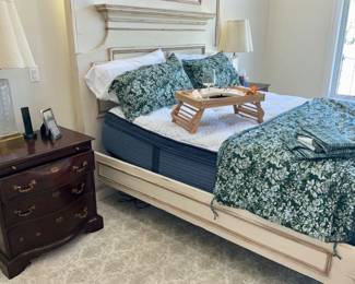 Laura Ashley Bed Set 