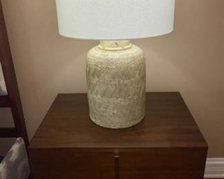 Ethan Allen nightstands, Curry Lamps