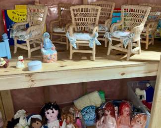 Doll Furniture, Dolls, 
