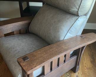 Stickley, Recliner