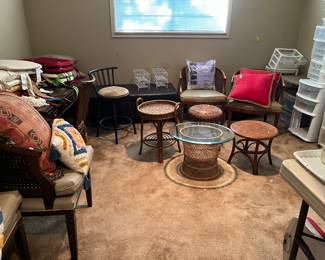 Miscellaneous small furniture, pillows, chair cushions