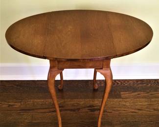 Antique Queen Ann Mahogany Drop Leaf Occasional Table 