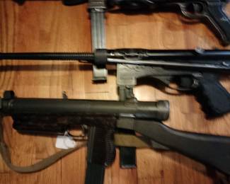 High quality prop guns, most parts original 
