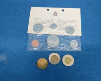Lot 118. Canadian coins
