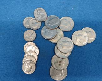 Lot 68. 10 Bicentennial Half Dollar coins and 10 Bicentennial Quarters