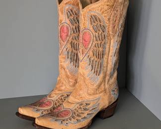 Lot #B23 - Corral Women's Heart Angel Wing Cowgirl Western Boot, Size 7 ½ M