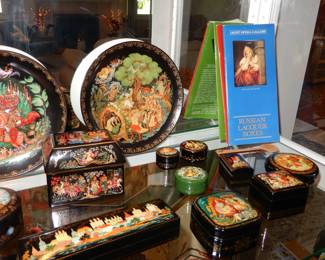 LOTS OF HAND PAINTED RUSSIAN LACQUER BOXES