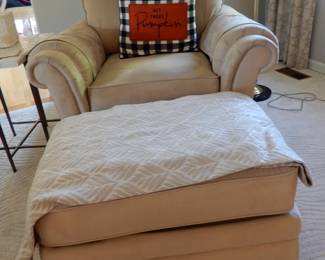 NICE ETHAN ALLEN COZY CHAIR AND OTTOMAN