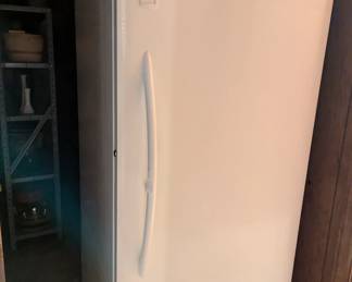 upright 16.7 cf Freezer 