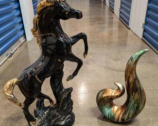 WST021 Decorative Ceramic Statues