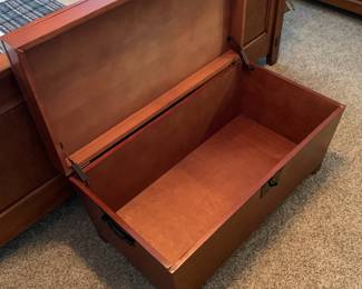 Hope chest