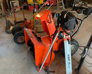 Ariens Deluxe 28 snowblower