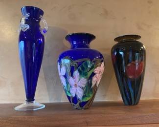 Petr Novotny 17 1/2" art glass vase (left) and more Richard Satara art glass vases