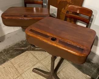 Schilling desks