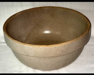 Large Vintage and Excellent Mixing Bowl