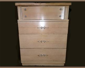 Mid Century Modern Chest of Drawers