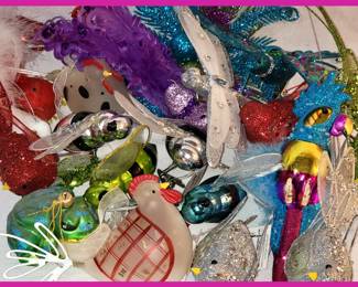 Collection of Clip on Birds, Bumble Bees and a Frog