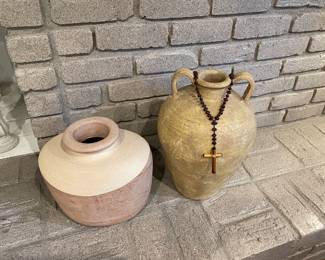 Large urns