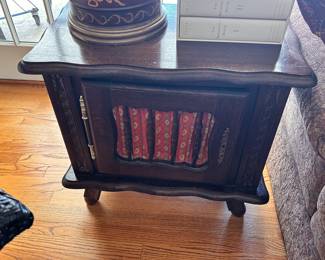 Vintage mahogany cabinet 