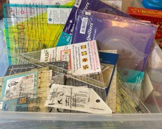 QUILTING GUIDES AND TEMPLATES