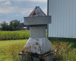 VINTAGE BARN CUPOLA 