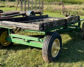 JOHN DEERE RUNNING GEAR WAGON WORKSHOP ON WHEELS