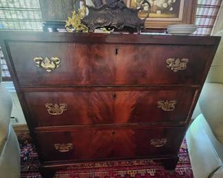 Antique Quarter Sawn Chest