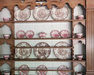 Fantastic Vintage Wall Mounted Plate Rack
