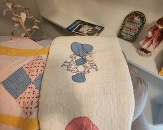 Antique and Vintage Quilts