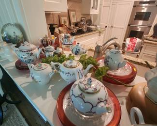 Charming Mini Teapot Collection