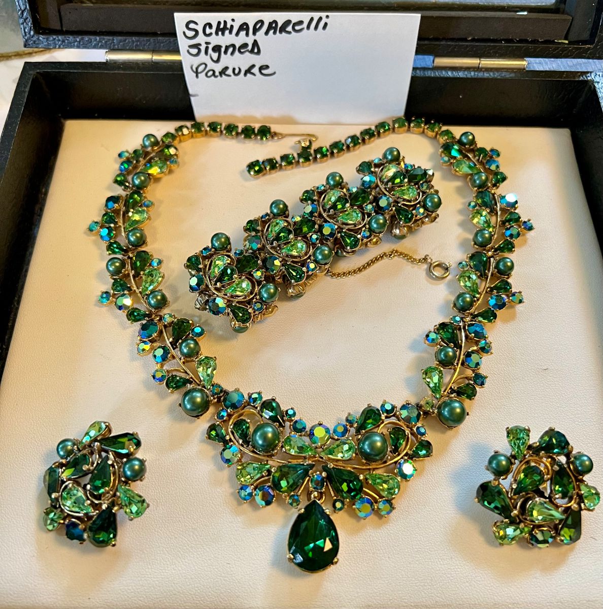 Spectacular Schiaparelli Parure Chunky Necklace Bracelet + Earrings 1960’s Faux Emeralds & Pearls