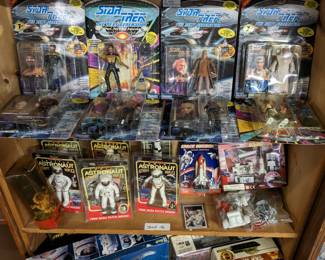 Star Trek Action Figures / Space Toys