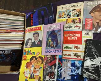 Mixed Book & Magazine Lot