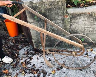 Antique Garden Push Plow With 
23" wheel
