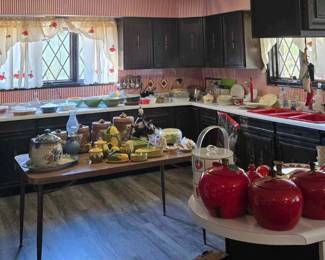 Large kitchen full of great vintage items and contemporary cookware. 